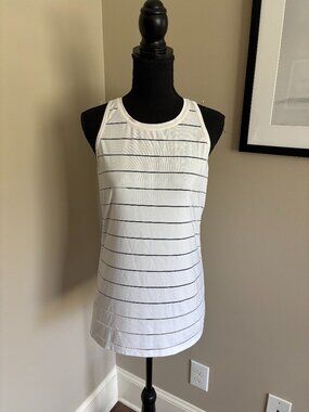 Athleta Medium Racerback Workout Top